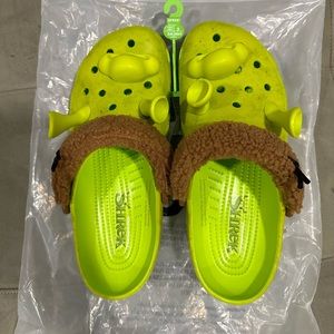Limited edition Shrek Crocs m10/w12